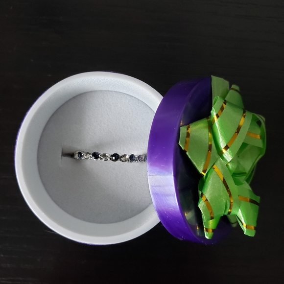 🥂🍾925 silver CZ sapphire & zirconia ring eternity band size 8 - Picture 3 of 4